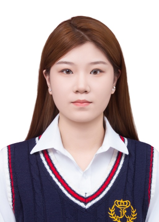 杨佳溢证件照